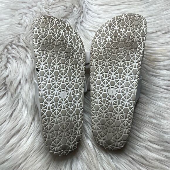 Double Buckle Strap Slide On Sandals White Size 7 - Picture 4 of 7